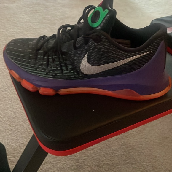 Nike KD’s. Used. Good condition. - Picture 4 of 6